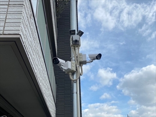 防犯カメラ設置工事 ポール建柱+カメラ2台+センサーライト 増渕電気2