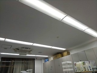 事務所内照明 LED化工事 施工後2