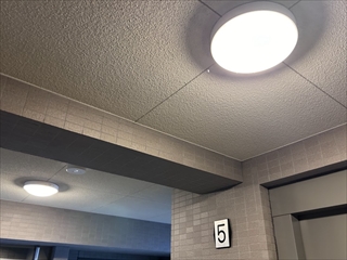 マンション共用部照明LED化工事（40灯）3