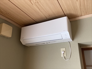 茨城県つくば市 エアコン4台交換＋移設1台工事5