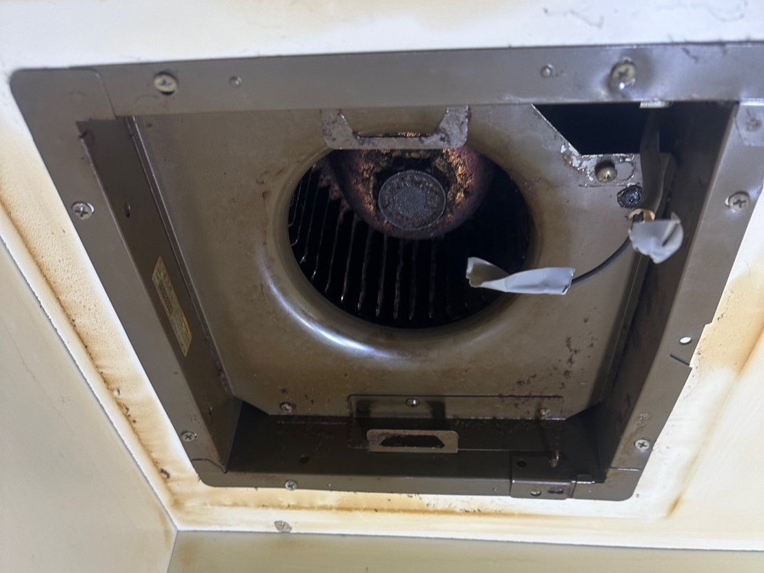 増渕電気 換気扇交換工事2