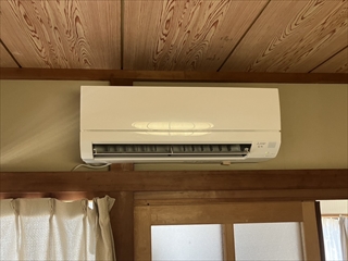 さんふらわー エアコン交換＋コンセント増設工事1