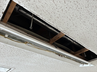 茨城県守谷市 照明LED化工事2