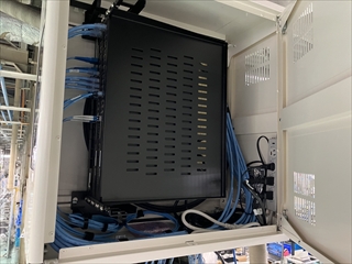 中村電設 HUB電源工事1