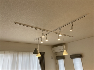 茨城県土浦市 家庭用ダクトレール・テレビ壁掛け・換気交換工事2