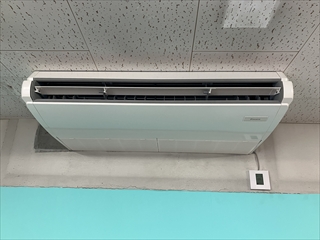 埼玉県草加市 オフィス用エアコン設置工事2