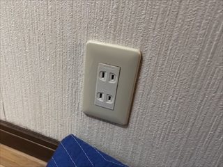 千葉県柏市 家庭用コンセント交換工事1