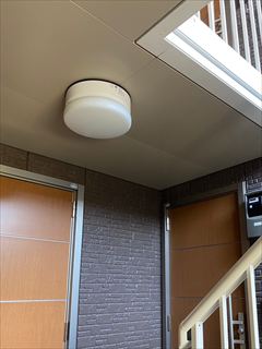 集合住宅用照明器具交換工事1