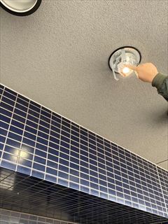 集合住宅用照明器具交換工事16