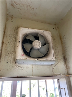 台所浴室換気扇交換工事1