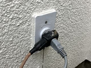 千葉県野田市　家庭用屋外コンセント交換工事1