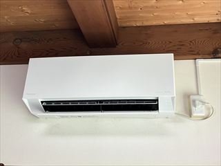 茨城県守谷市　家庭用エアコン交換1