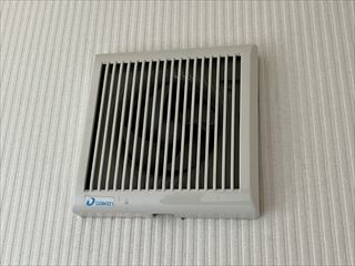 茨城県守谷市　家庭用換気扇（２台）交換3