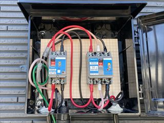 茨城県牛久市　家庭用EVコンセント（電気自動車充電コンセント）設置、アンペア（電気の容量）変更工事