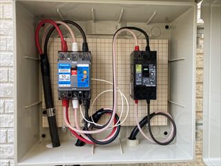 茨城県牛久市　家庭用テスラウォールコネクター設置工事