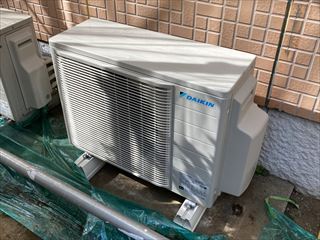 茨城県守谷市　エアコン交換工事