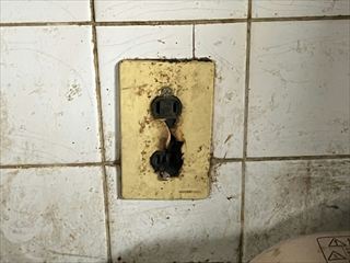 家庭用コンセント取替工事