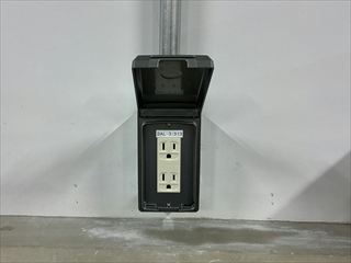 コンセント増設工事