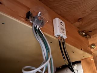 千葉県柏市　家庭用アンテナトラブル（ブースター電源復旧）対応