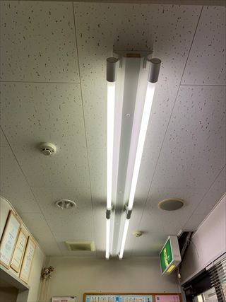 医療施設照明器具交換工事