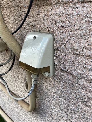 防水コンセント交換工事