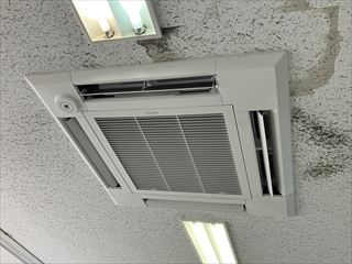 茨城県つくばみらい市　オフィス用パッケージエアコン交換工事