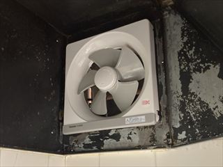 茨城県取手市　家庭用キッチン換気扇交換工事