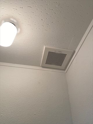 トイレ換気扇交換工事