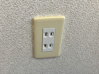 茨城県土浦市　家庭用コンセント交換工事