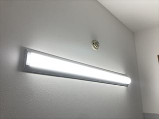 千葉県柏市　キッチン照明交換工事