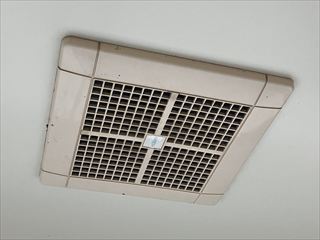 千葉県柏市　家庭用浴室換気扇交換工事