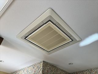 茨城県坂東市　家庭用天井カセット型エアコン交換工事