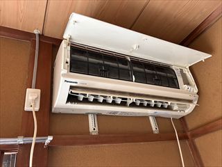 茨城県土浦市　家庭用エアコン交換工事