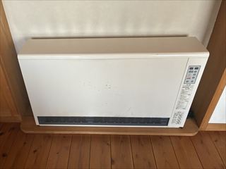 茨城県牛久市　家庭用蓄暖交換工事