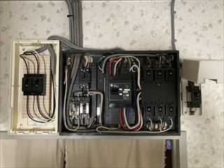 千葉県我孫子市　家庭用分電盤交換工事