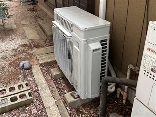 茨城県取手市　オフィス用エアコン交換工事