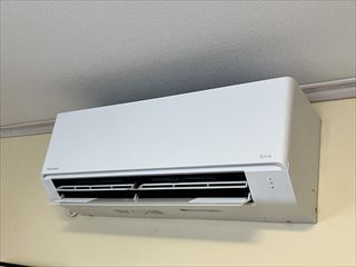 茨城県守谷市　家庭用エアコン交換工事
