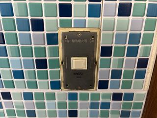 千葉県柏市　家庭用ドアホン交換・門灯照明交換・スイッチ交換工事