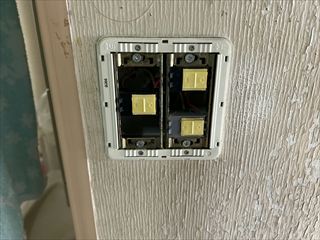 埼玉県久喜市　スイッチ取替工事
