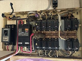 茨城県つくば市　家庭用分電盤交換工事