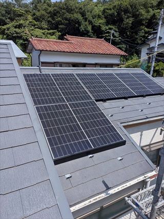 神奈川県横浜市　家庭用太陽光発電（カナディアンソーラー3.5kW+カナディアンソーラーEPCUBE13.3kWh）設置工事