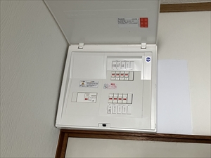 茨城県土浦市　単三切替＋ドアホン交換＋分電盤交換工事4