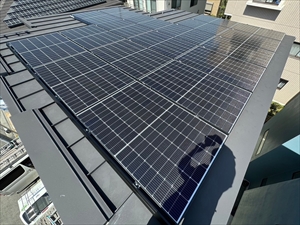 神奈川県平塚市　太陽光パネル設置工事1