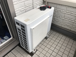 茨城県守谷市　エアコン交換工事3