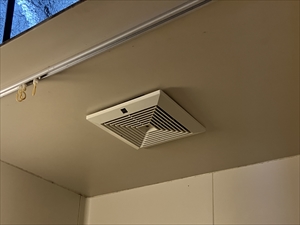 茨城県土浦市　換気扇交換工事1