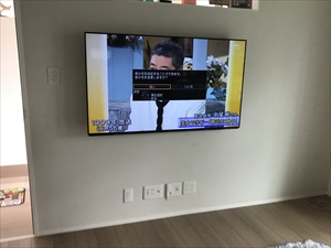 茨城県土浦市　壁掛けテレビ設置工事8