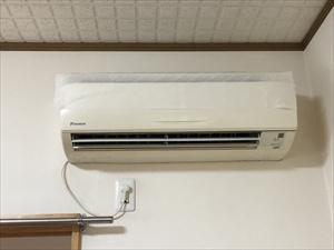 茨城県常総市　エアコン交換工事1