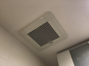 千葉県流山市　換気扇交換工事1