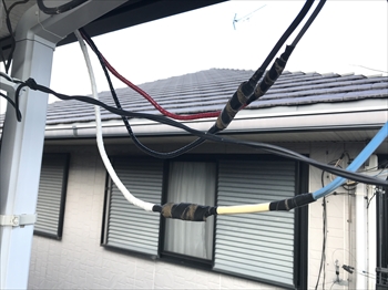 茨城県土浦市　屋外コンセントキャップ＋引き込み線補修工事4