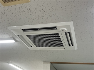 茨城県土浦市　パッケージエアコン交換工事1
